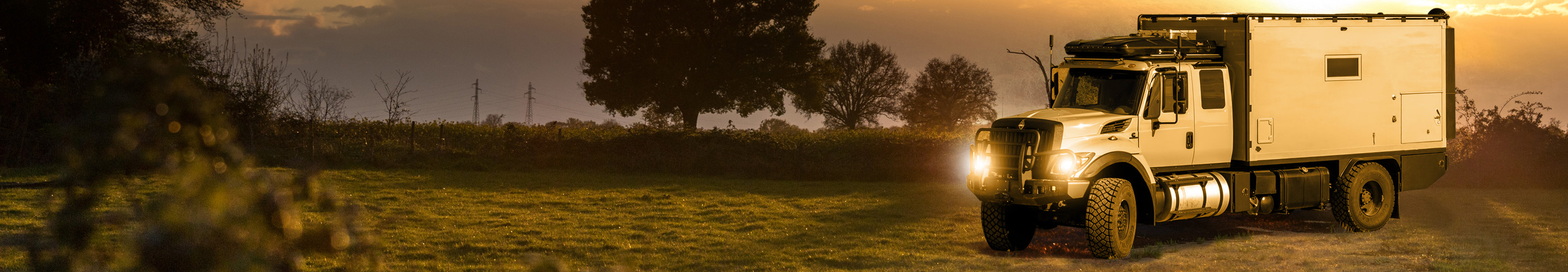 RV-Outdoor RV-Outdoor